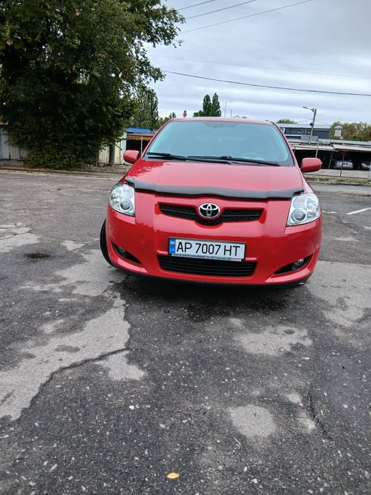 Toyota Auris 2008года