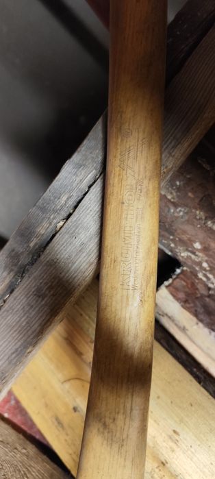 Siekiera dwuklinowa Krumpholz