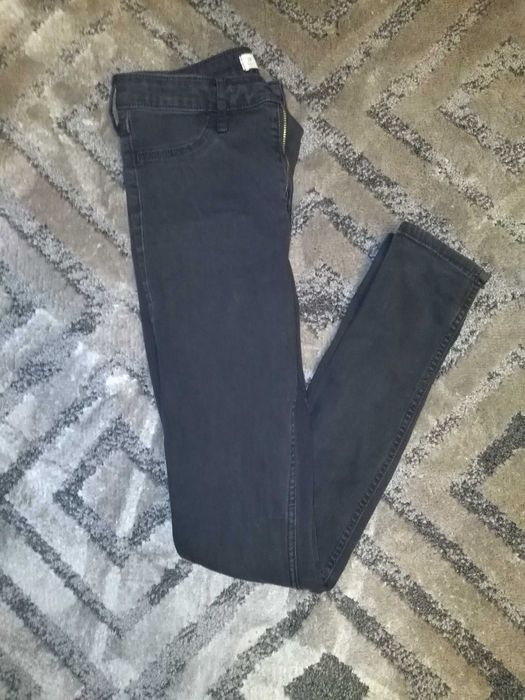 Spodnie jeansy Hollister r36