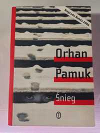 Orhan Pamuk "Śnieg" (dst.)