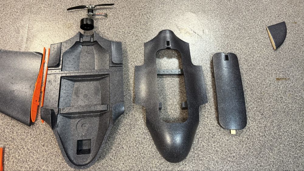 Samolot Dron Skywalker X8 skrzydło FV