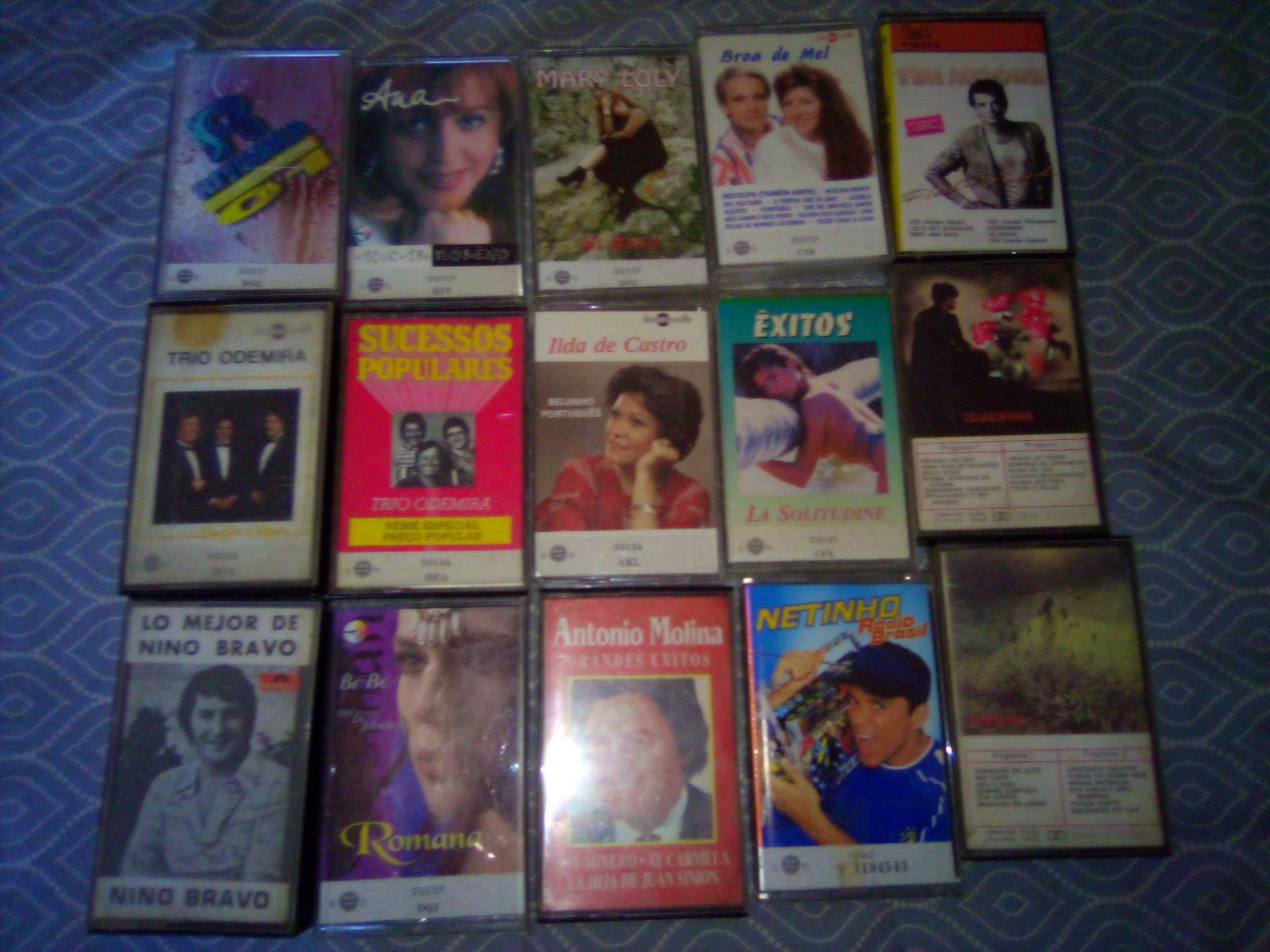 casetes de musicas variadas antigas nacionais e estrangeiras