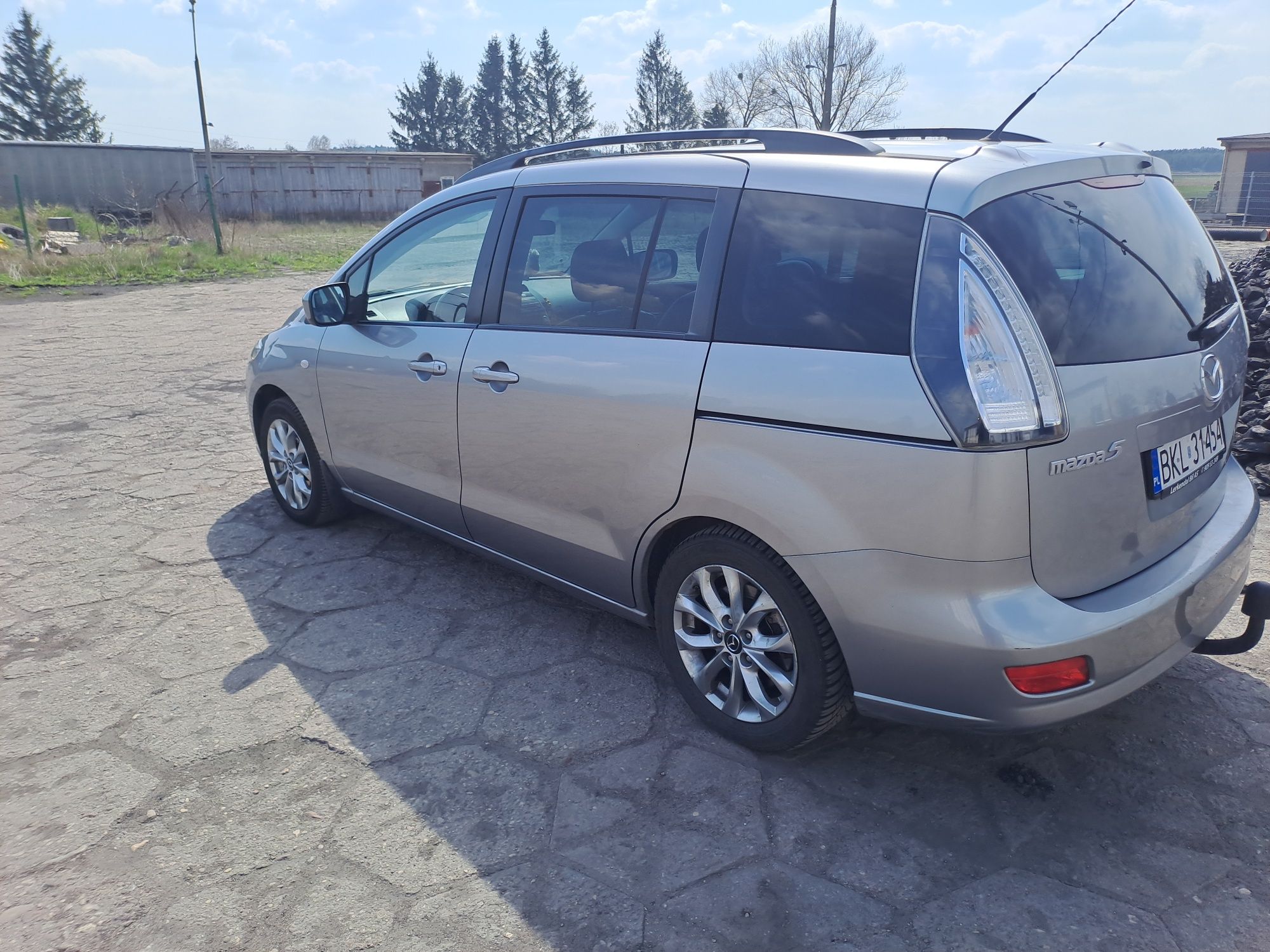 Sprzedam Mazda 5 1.8