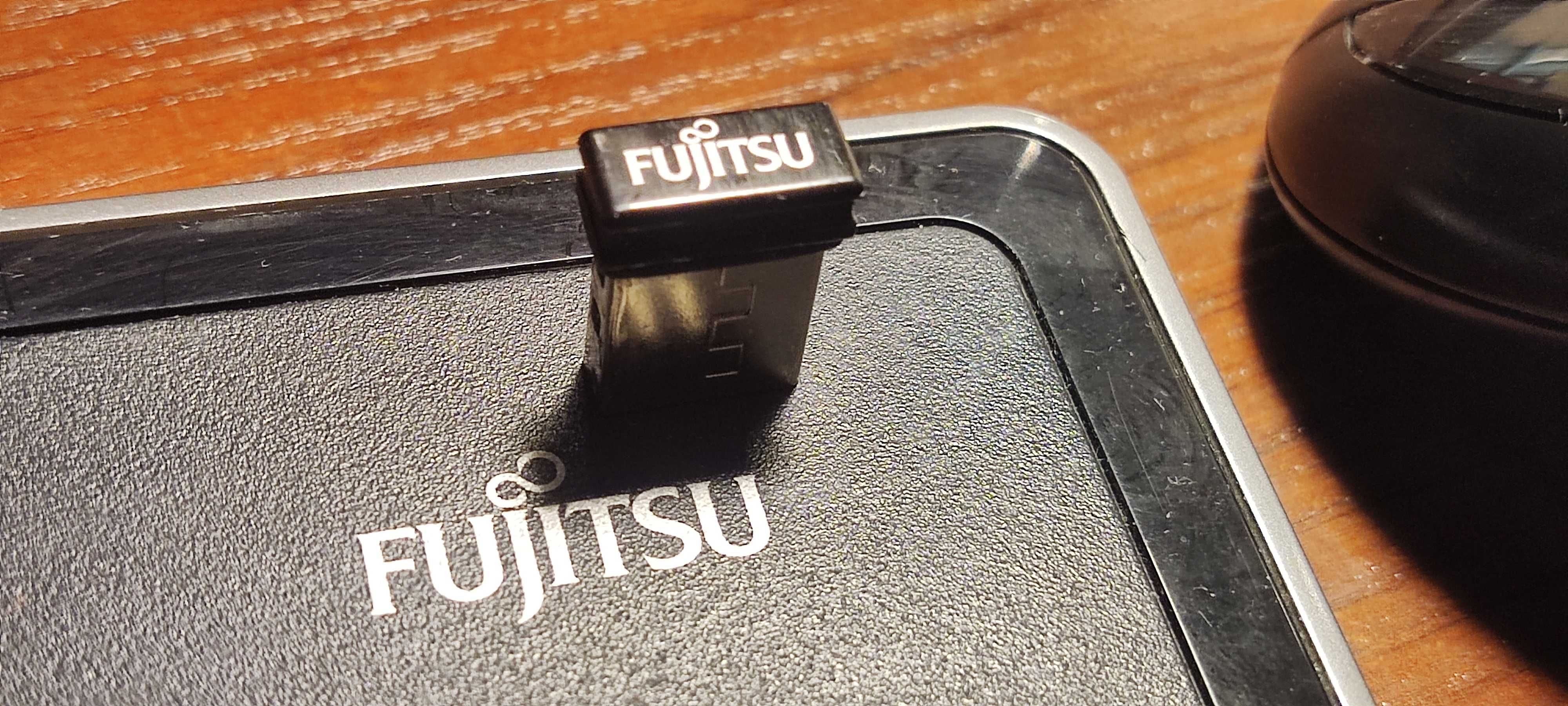 Zestaw klawiatura+mysz laserowa Fujitsu LX900