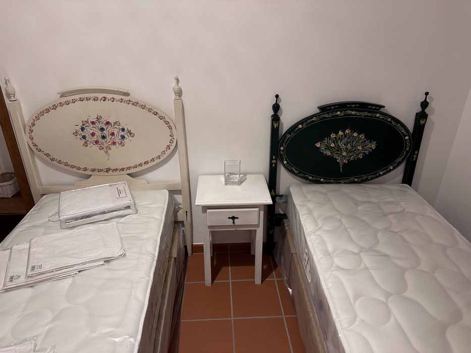 Cama altejana verde e brnaca