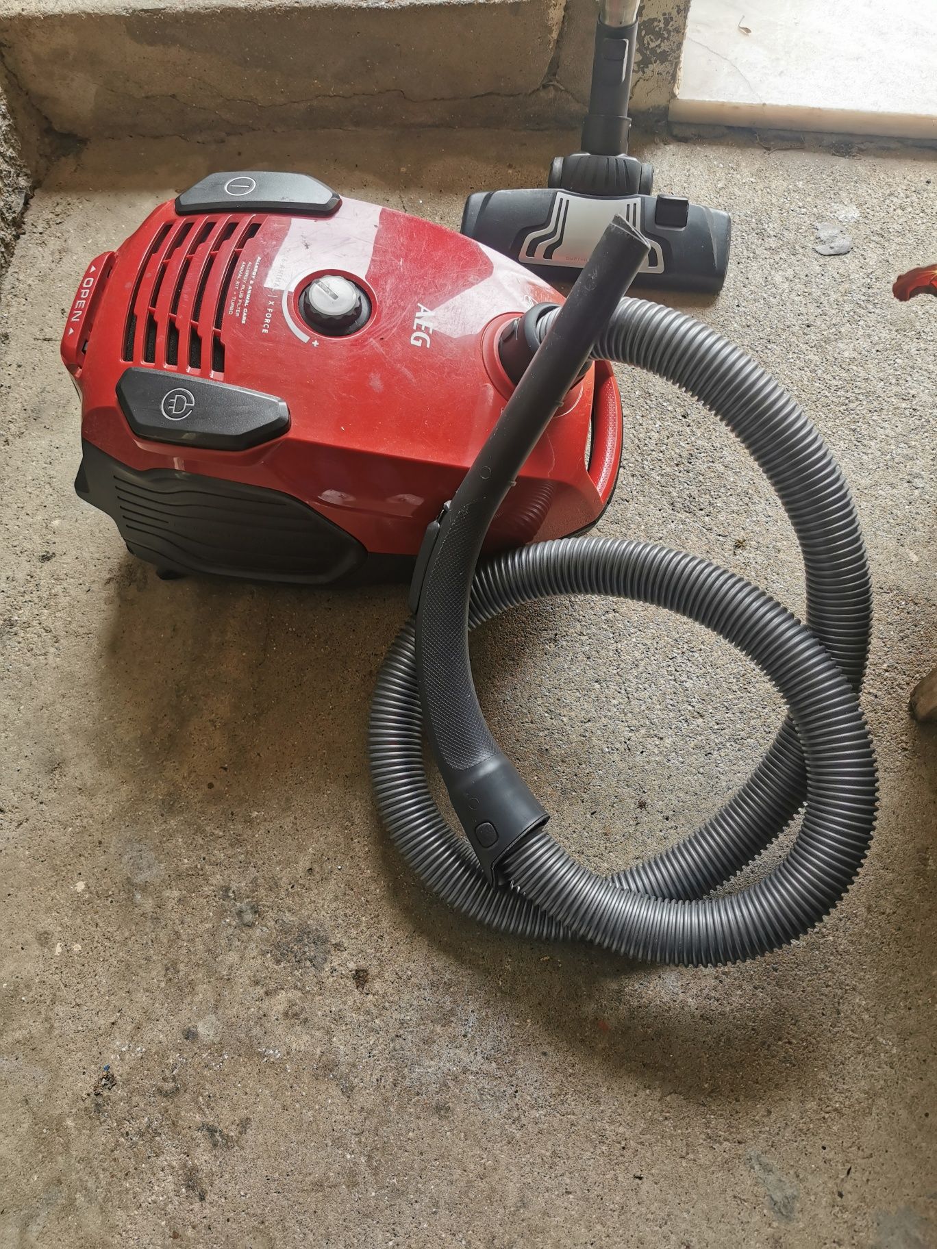 Aspirador AEG VX6
