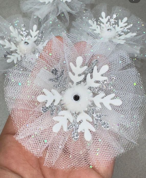 Сніжинка. Зимові бантики .Бантики  для волосся.