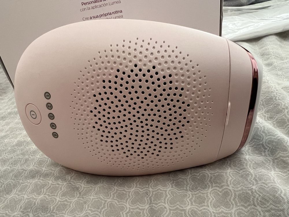 Depiladora Luz Pulsada PHILIPS Lumea Advanced BRI920/00 + aparador