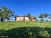 Lote de 11.000 m2 com 3 artigos Rústicos e 3 ruínas, Santiago do Cacém