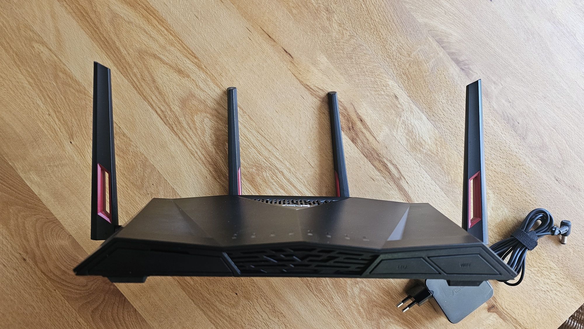 Router ASUS RT-AC88U