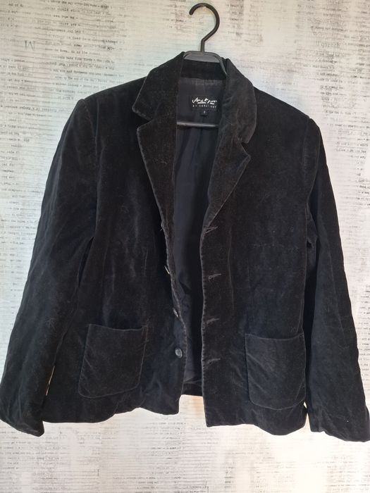 Czarny aksamitny żakiet Jackpot by Carli Gry