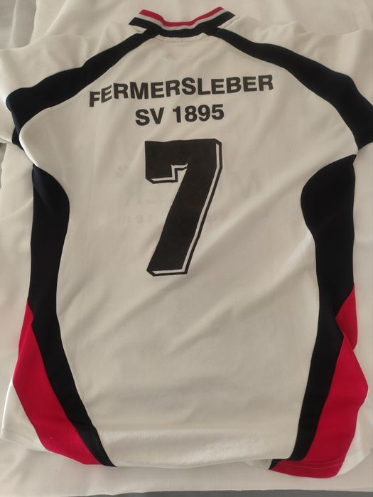 Camisola futebol - oficial de jogo
