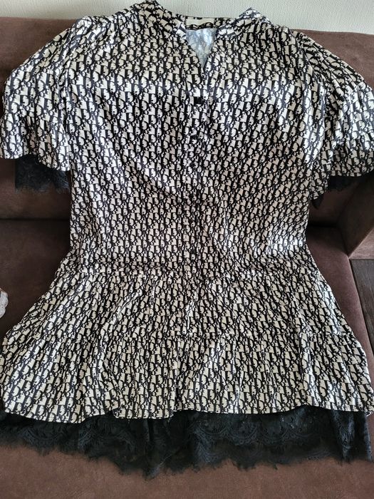 Продам плаття 46