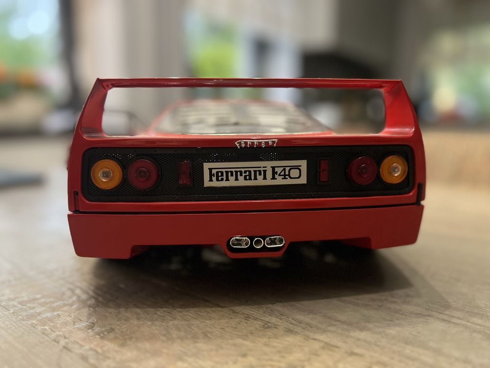 Model Ferrari F40  Pocher 1:8