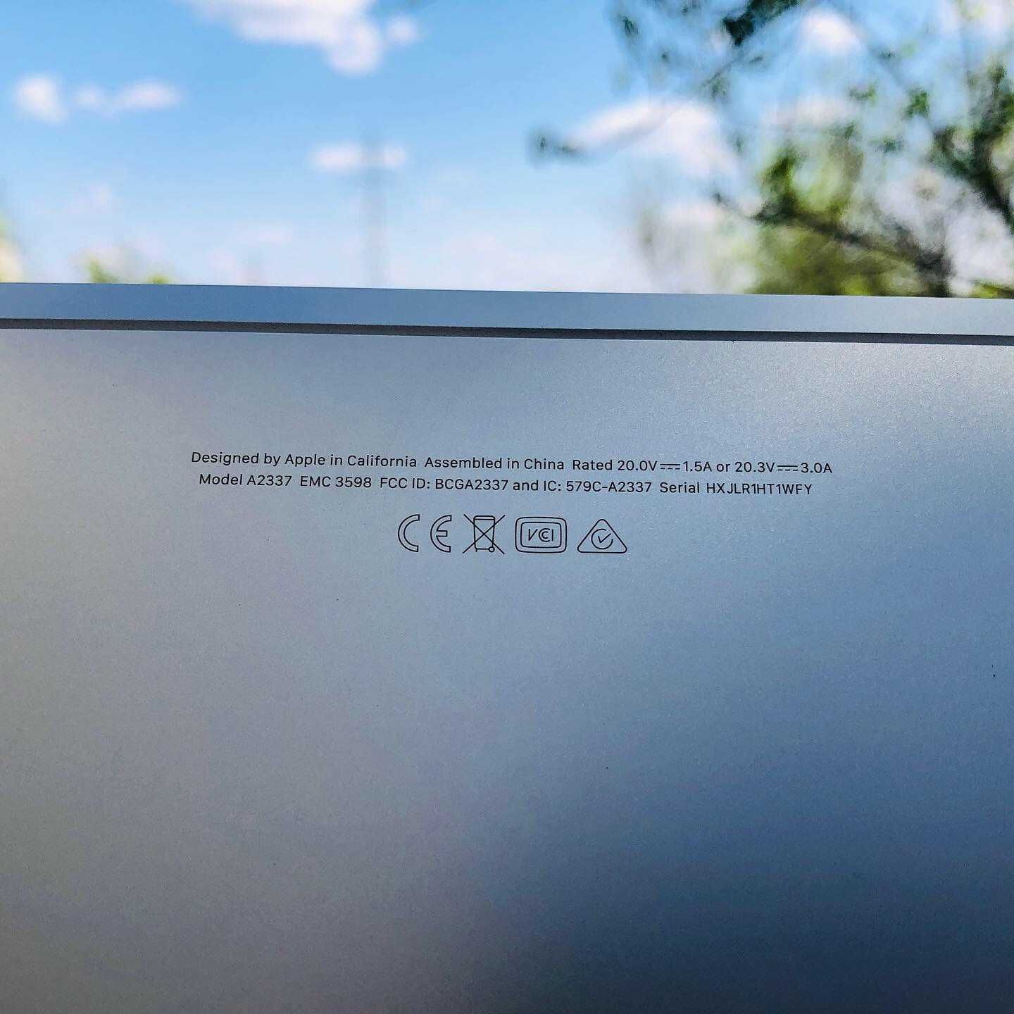 Apple MacBook Air 13” 2020 M1 8/256Gb Silver. Новий, 10 циклів заряду!