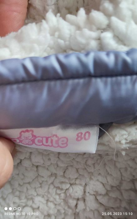 Kurtka zimowa z rękawiczkami r.80