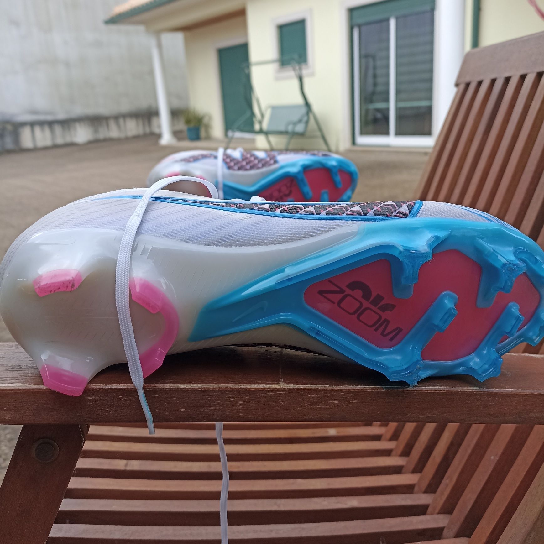 Nike Mercurial como novas