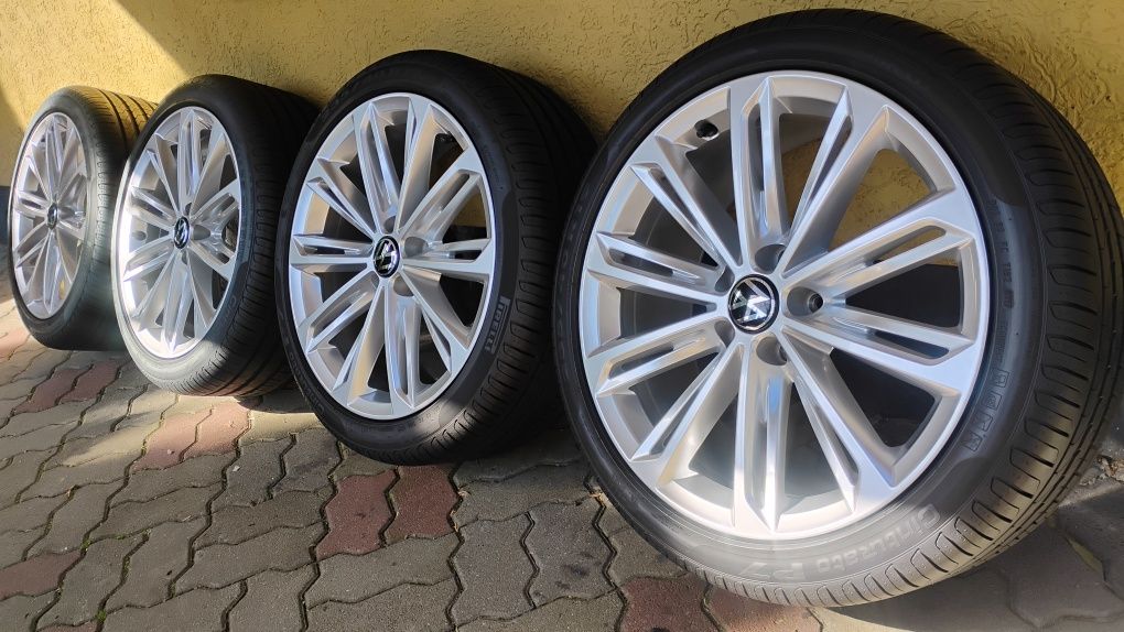 Felgi Koła Vw 19 Passat B8 R-LINE 3G0 ET44 8J 5x112 Pirelli VERONA