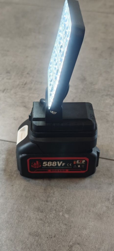 Lampa Led z akumulatorem