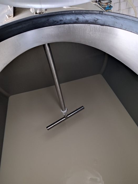 Zbiornik mleka chłodnia schładzalnik 1100 ltr.