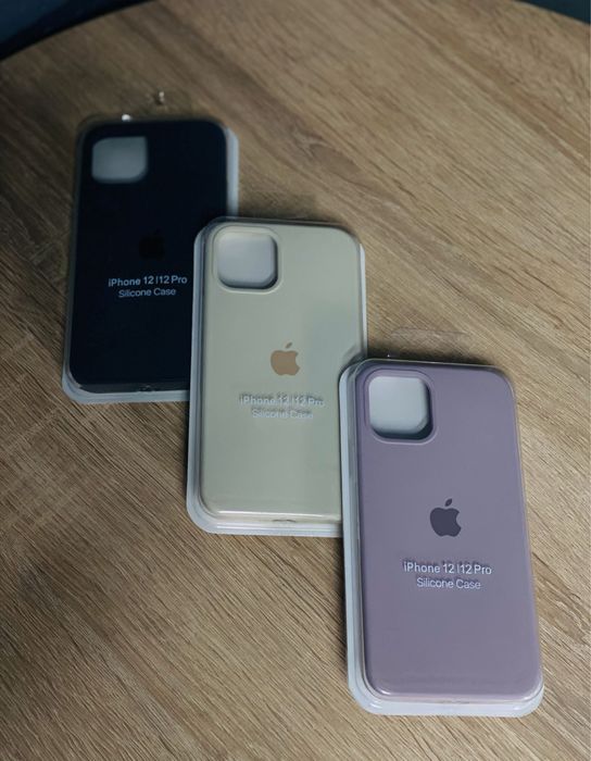 Чохли на iPhone.