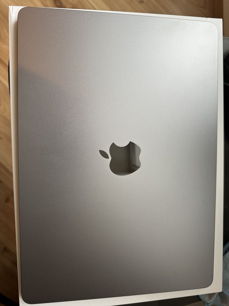 Macbook Air M2 512 2023