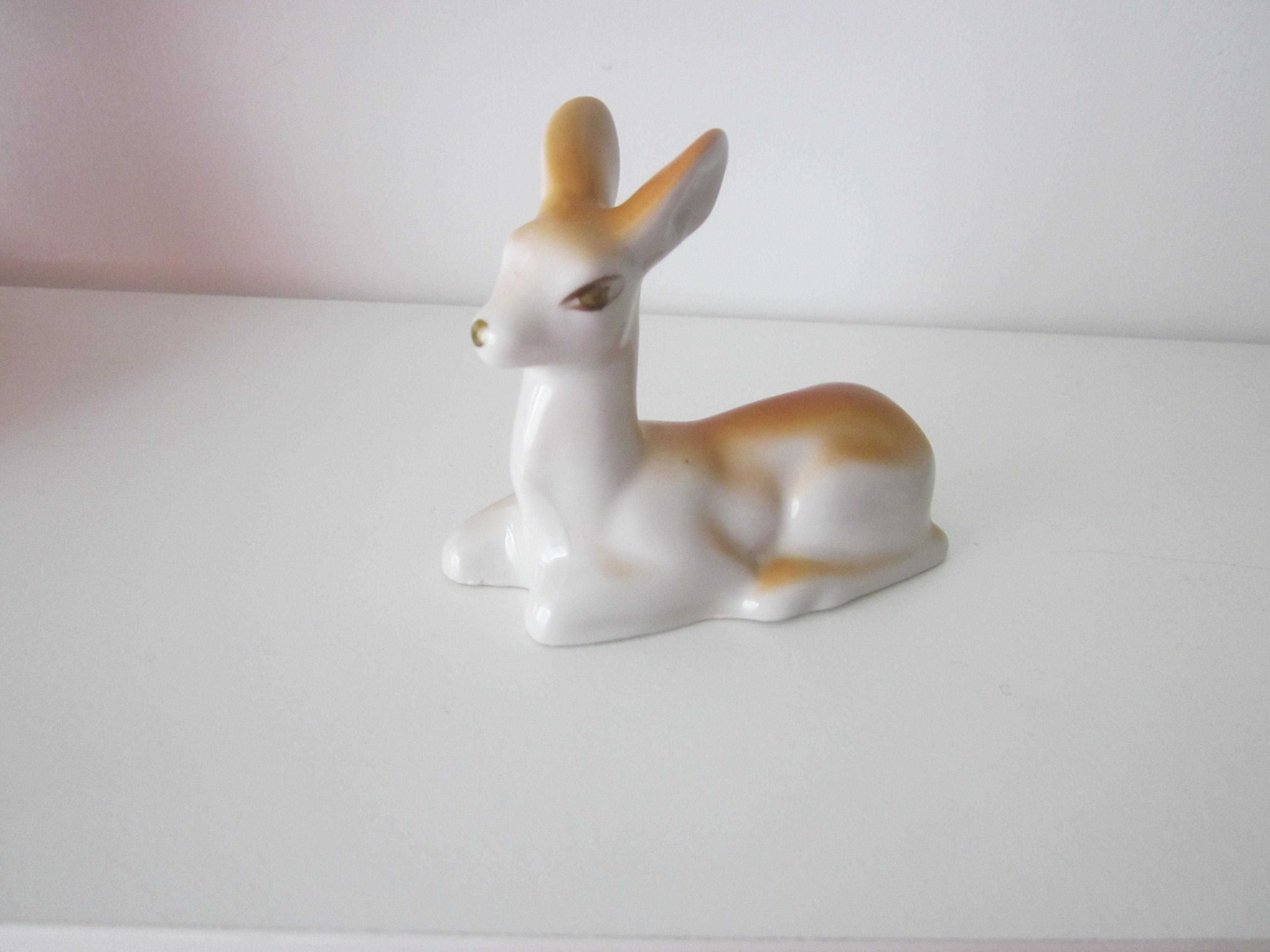 Stara porcelanowa figurka sarenka Połonne