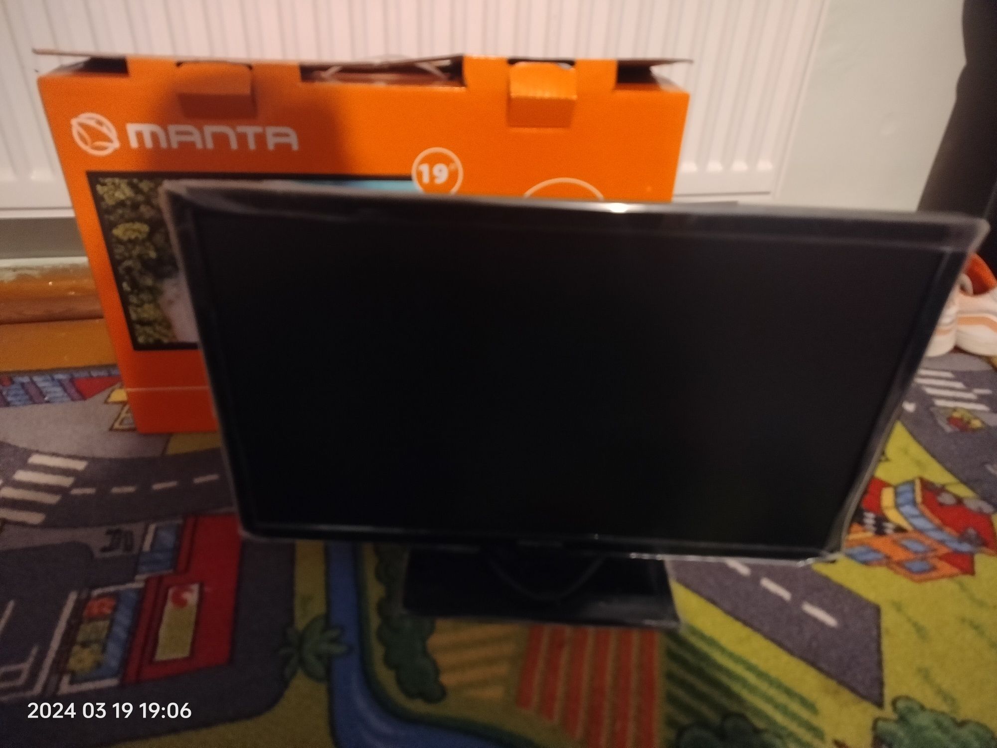 Telewizor Manta 19" DVB-T 2 bez micro USB