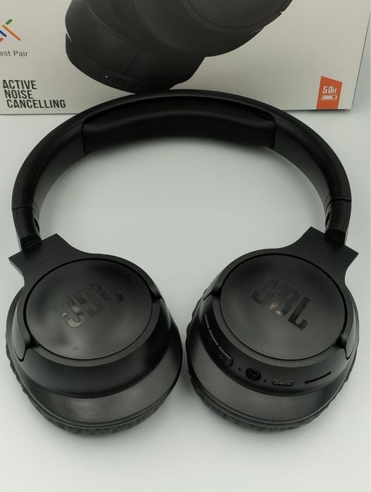 Безпровідні навушники JBL Tune 760 BT Black
