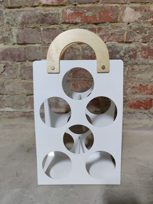 Stojak na wino metalowy