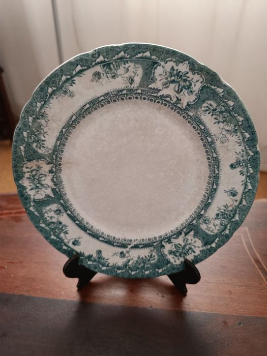 Prato antigo "verde".