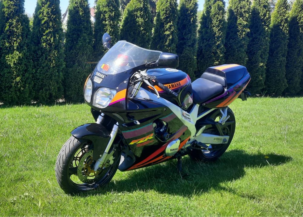 Yamaha fzr600r 1994
