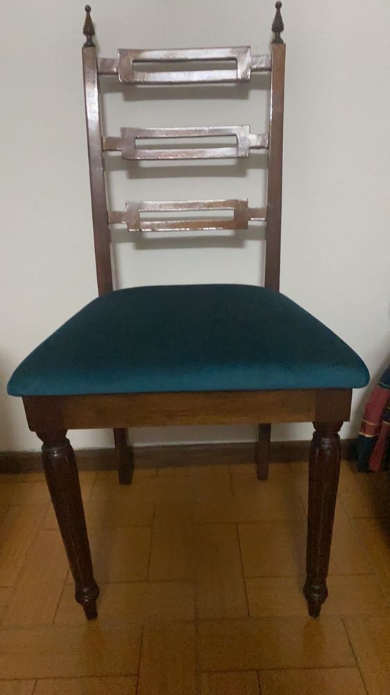 Mobilia de quarto antiga - estilo Dona Maria