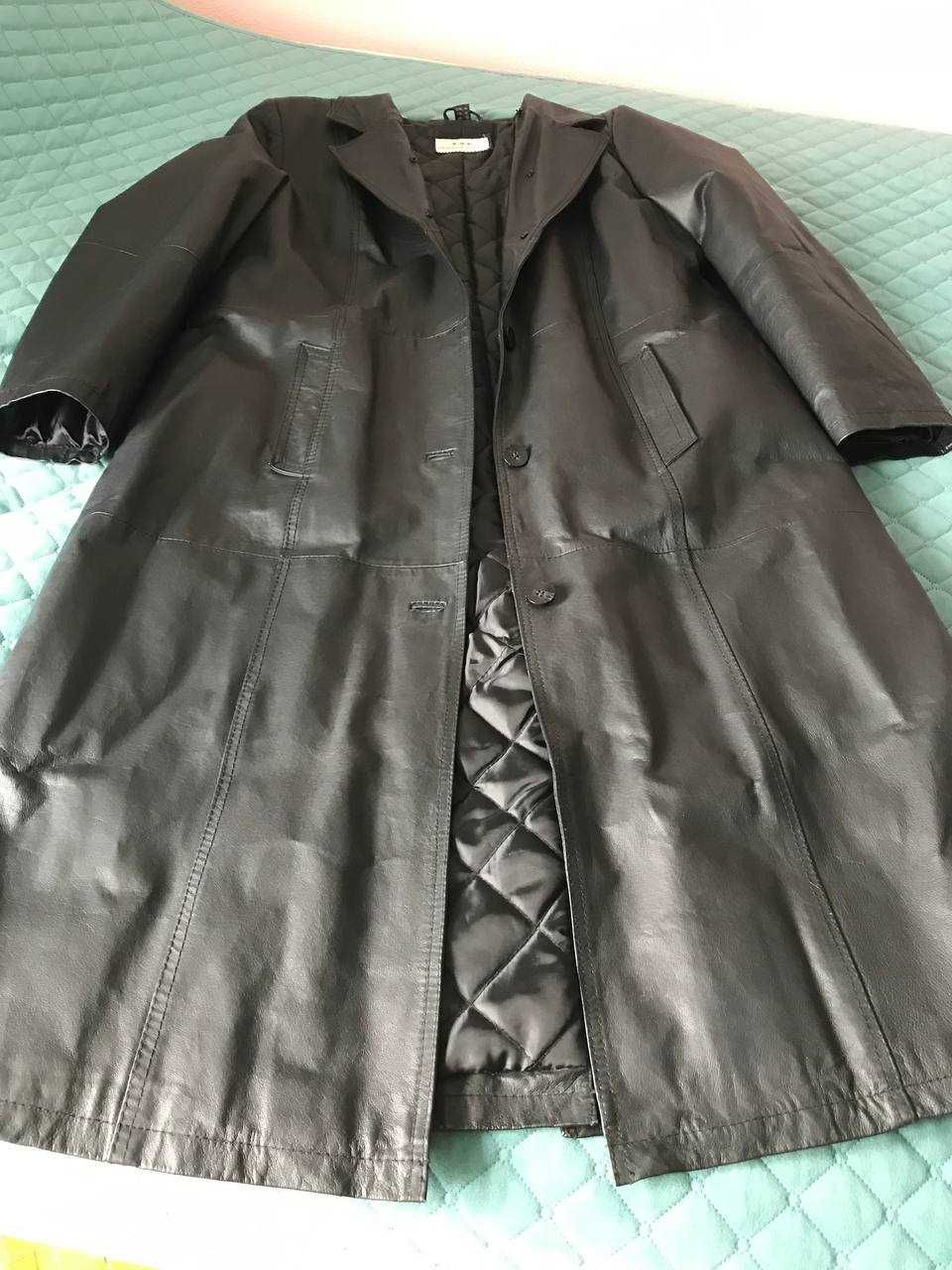 Женское кожаное пальто 54 размер