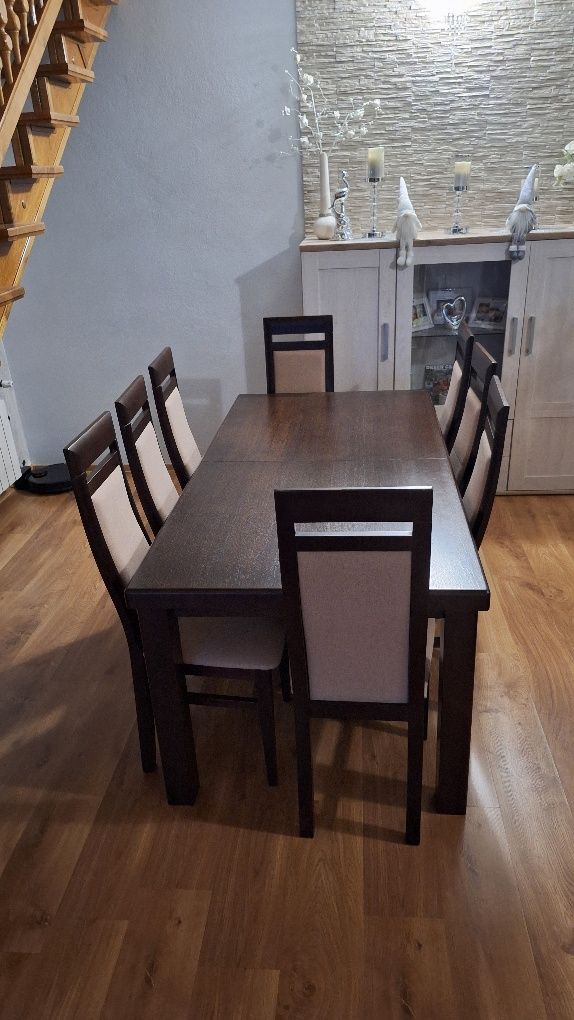 Drewniany duży stół rozkładany +8 krzeseł