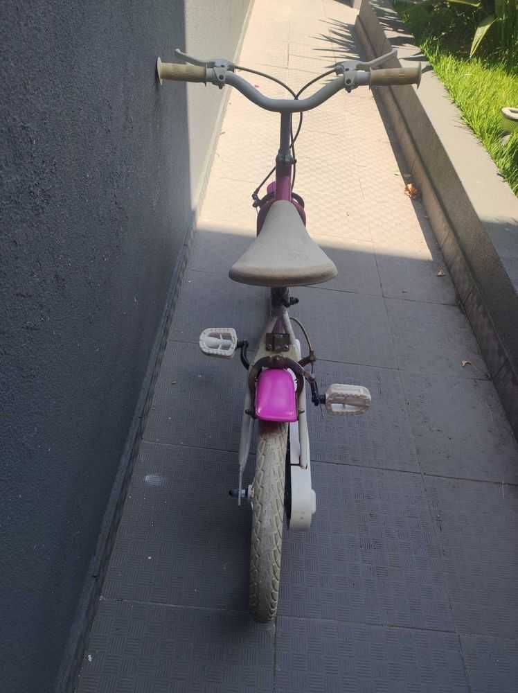 Bicicleta Hello Kitty Roda 16