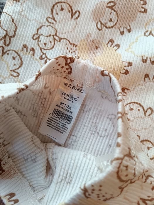 Piękny prążkowany komplecie niemowlęcy nowy z metką 56 cm 1-2 miesiące