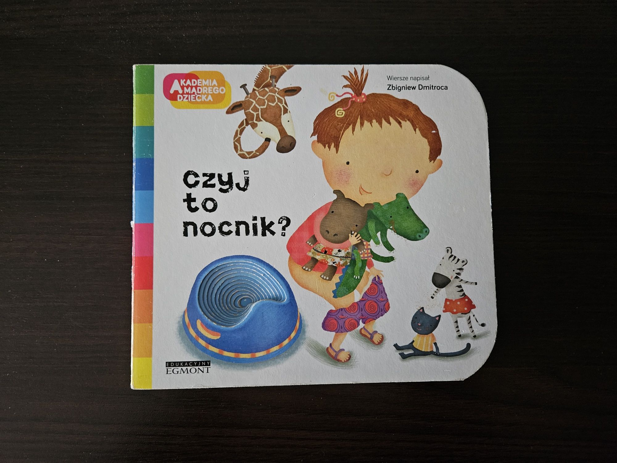 Książka z dziurką Czyj to nocnik + gratis