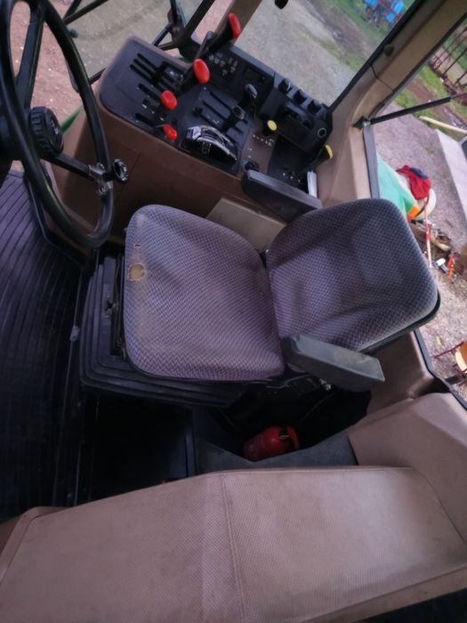 Ciagnik John Deere 6800