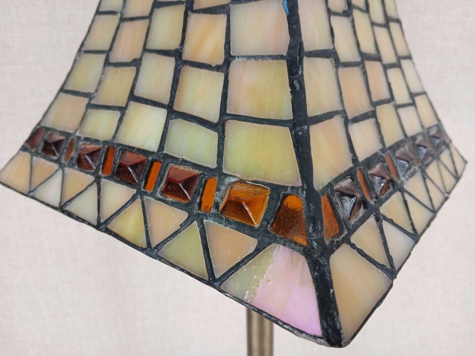 Lampa stołowa w stylu Tiffany Lampka salonowa 61 cm Globen AB Szwecja