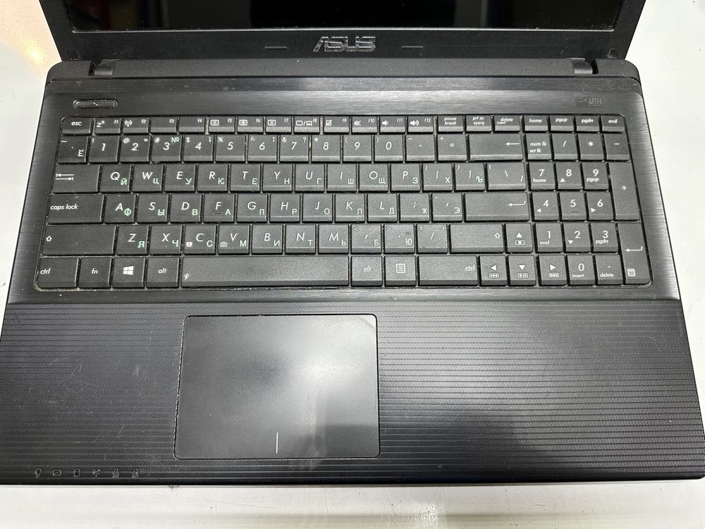 Ноутбук ASUS X55A Celeron 1000m ram 2gb hdd 320gb