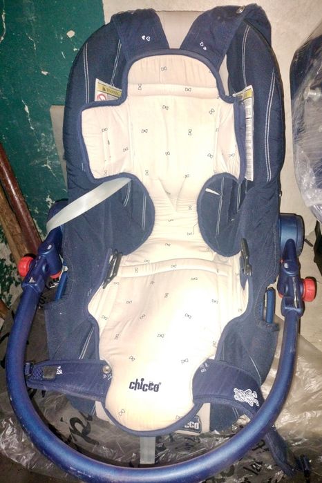 Автокресло/люлька CHICCO