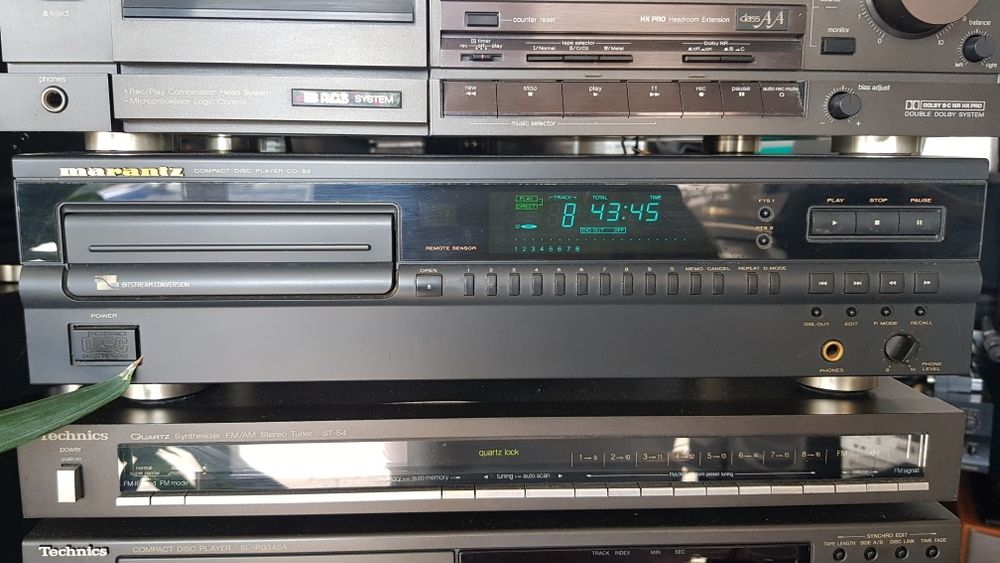 Marantz CD 52 com comando original.