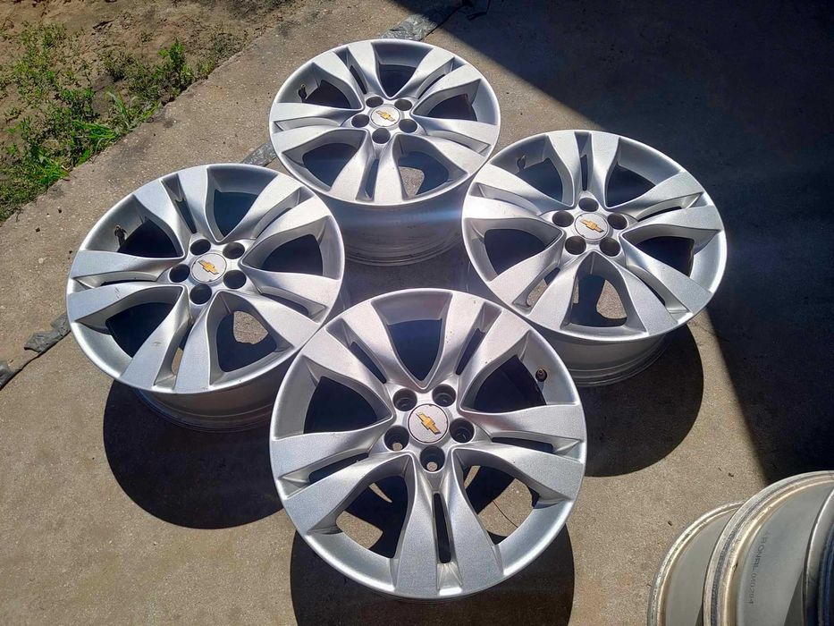 Felgi aluminiowe 5x115 17'' et 42 Chevrolet F39
