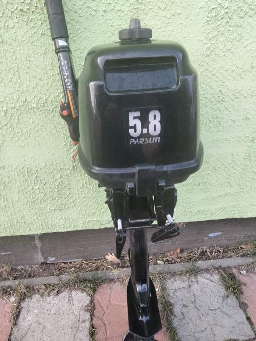 Парсун 5,8 лодочний мотор