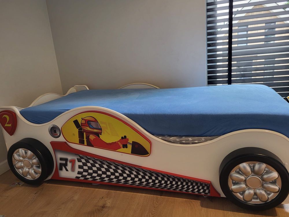 Łóżko dziecięce 70/140 - samochód auto