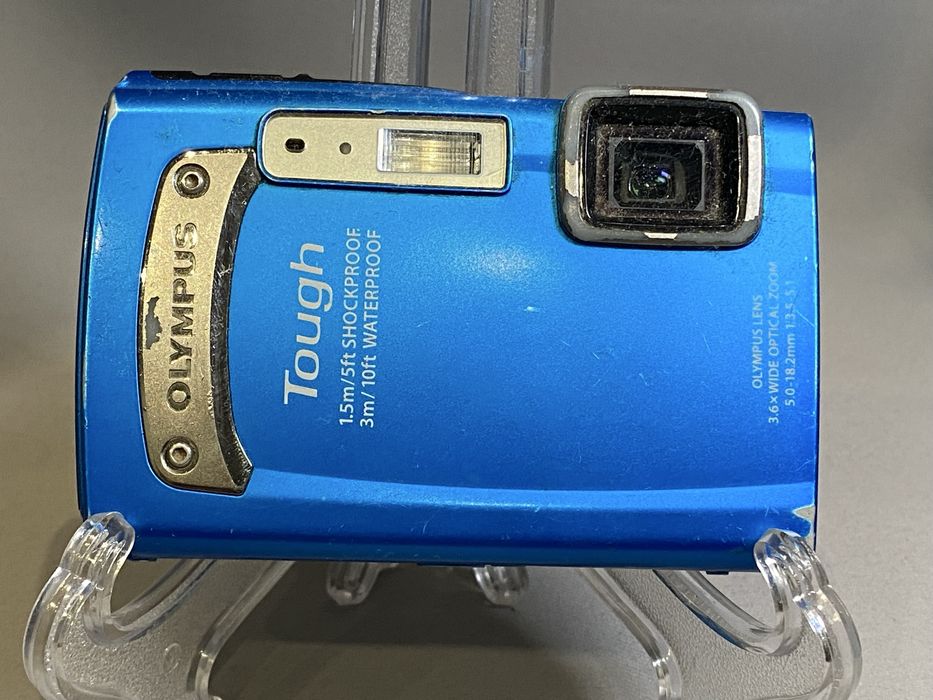 Цифровий фотоапарат Olympus Tough TG-320