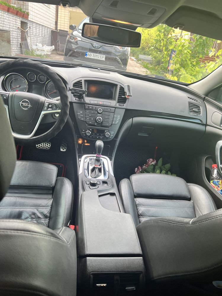 Продам авто Opel Insignia