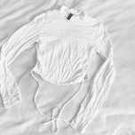 Bluzka na długi rękaw crop top z wiązanymi plecami bez plecow H&M