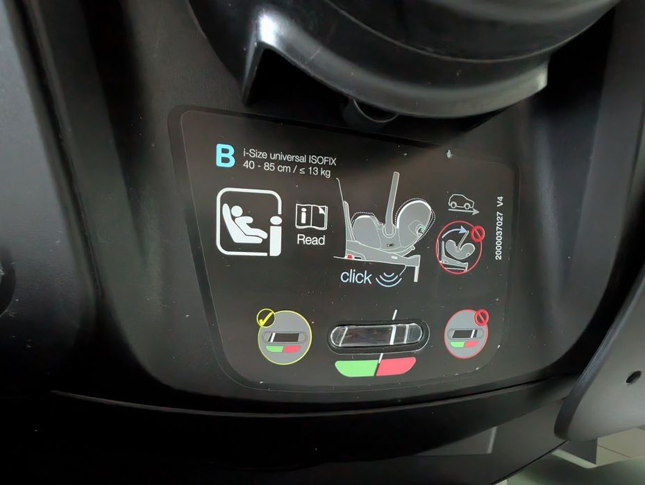 Fotelik samochodowy Britax Romer z bazą obrotową